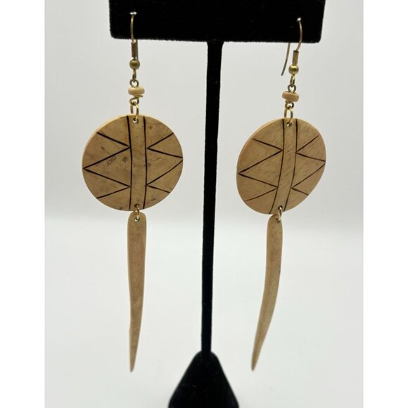 Vintage Handcrafted Wood Dangle Earrings Tribal Inspired Lightweight Nature - Picture 6 of 6